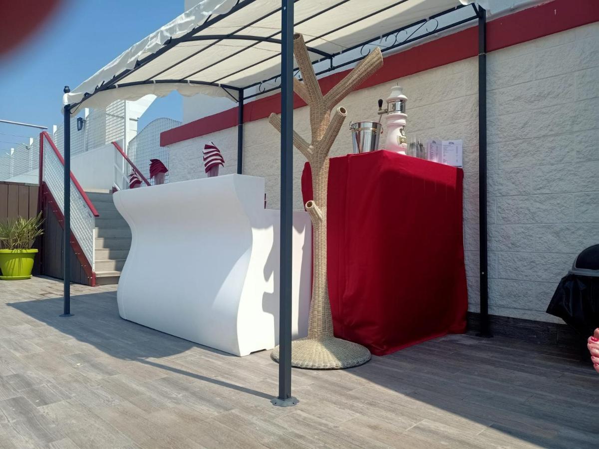 Hotel Vienna Lignano Sabbiadoro Zewnętrze zdjęcie