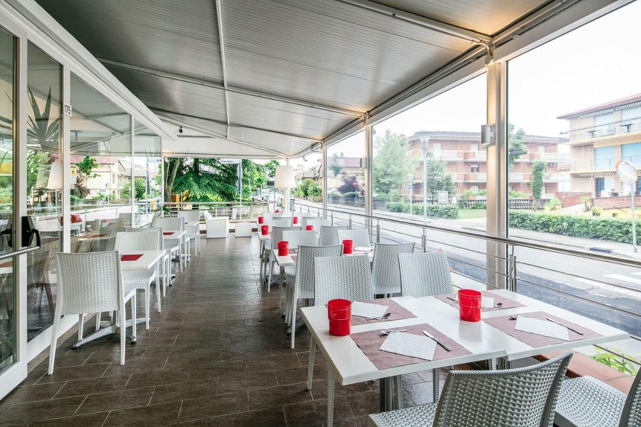Hotel Vienna Lignano Sabbiadoro Zewnętrze zdjęcie